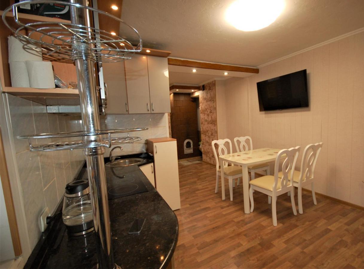Ludvika Elegance Apartment เลียปาญา ภายนอก รูปภาพ