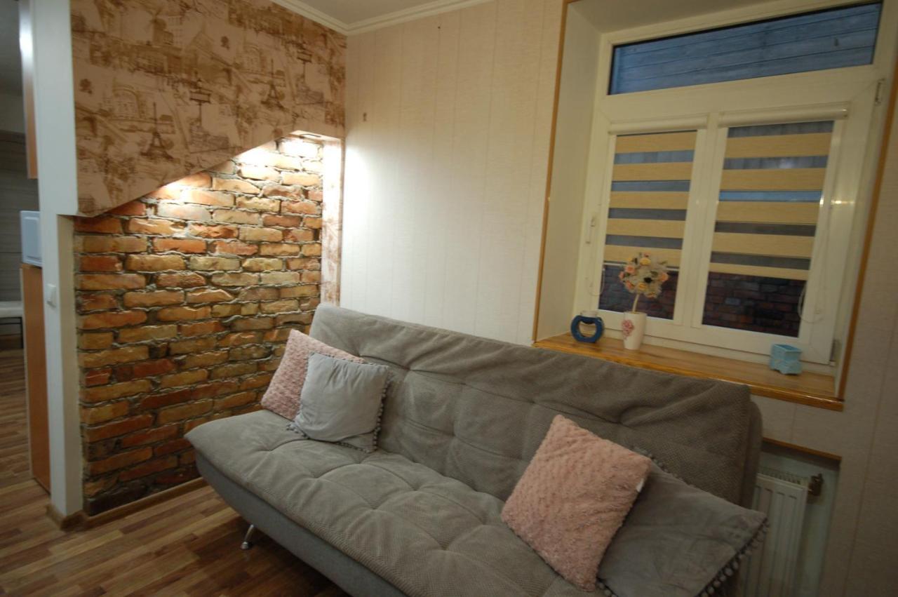 Ludvika Elegance Apartment เลียปาญา ภายนอก รูปภาพ